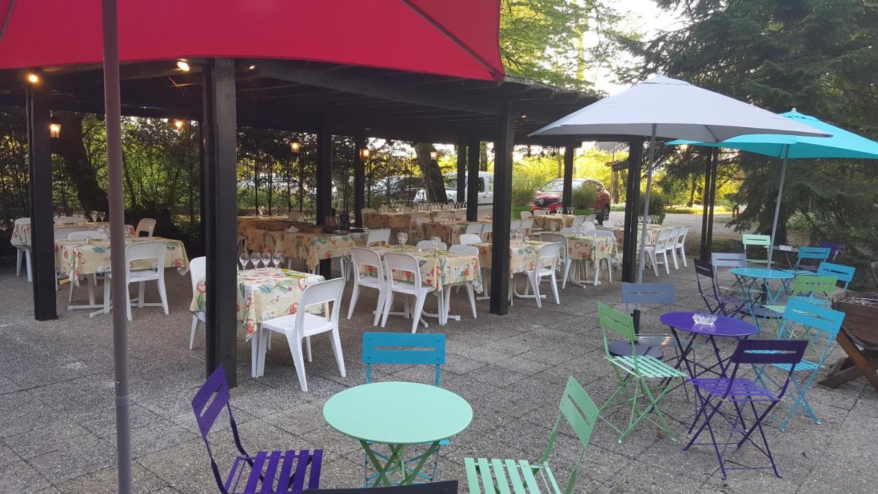 Hotel Logis Doubs Rivage Charette-Varennes Exteriér fotografie